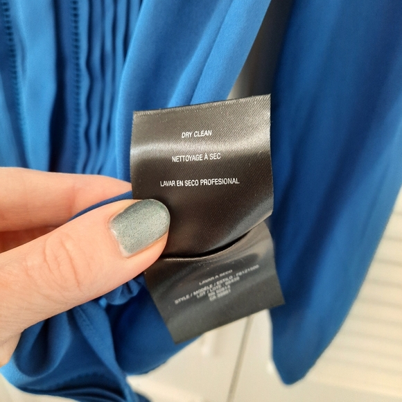 Bright blue T Tahari blouse, size Extra Small. - Picture 3 of 4